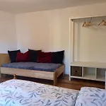 Schwarzindien 公寓 *