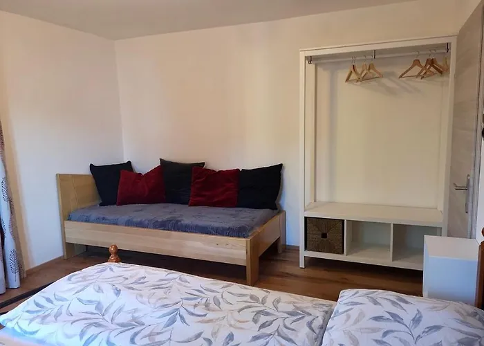 Schwarzindien Daire *