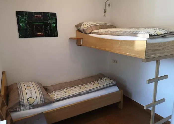 Schwarzindien 아파트 *